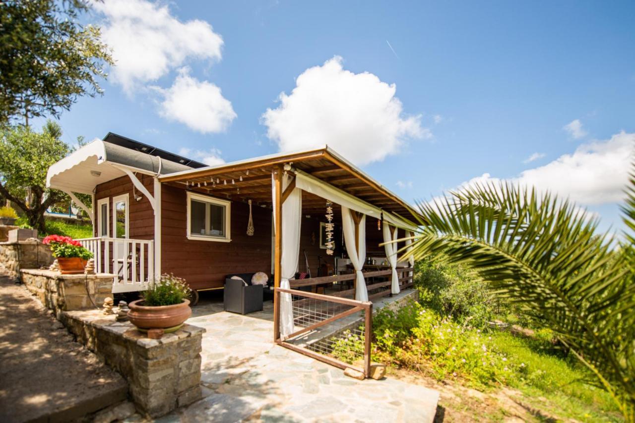 Hakuna Matata Holidays Wooden Lodge With Airco & Pool In Greek Olive Grove Methoni  Luaran gambar
