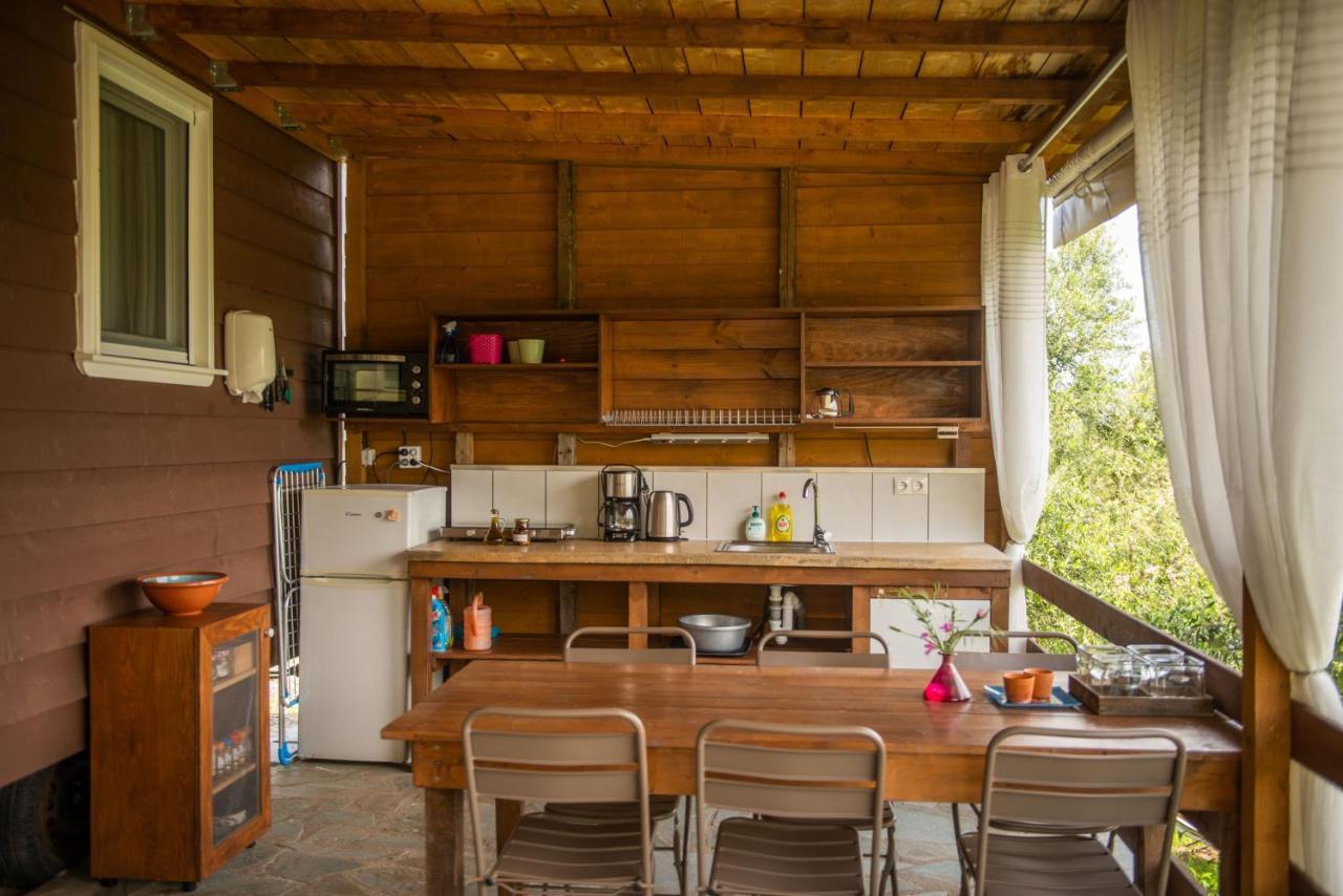 Hakuna Matata Holidays Wooden Lodge With Airco & Pool In Greek Olive Grove Methoni  Luaran gambar